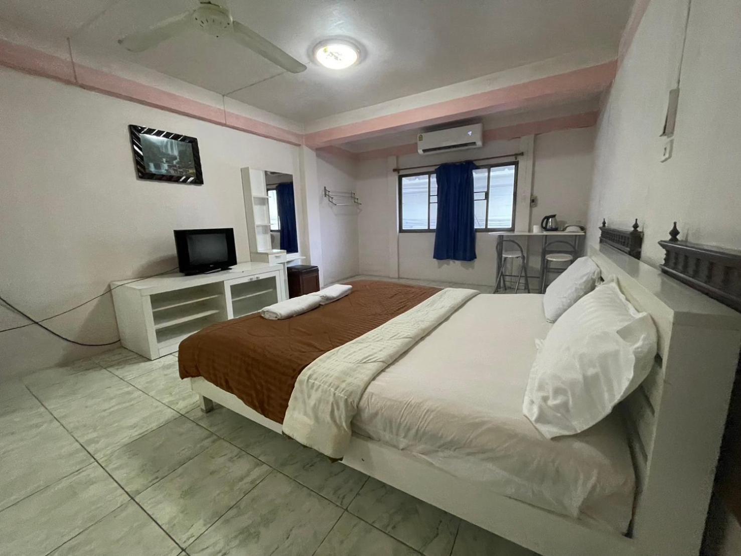 เพรสซิเดนท์ อพาร์ตเมนต์ Hotel Pattaya ภายนอก รูปภาพ