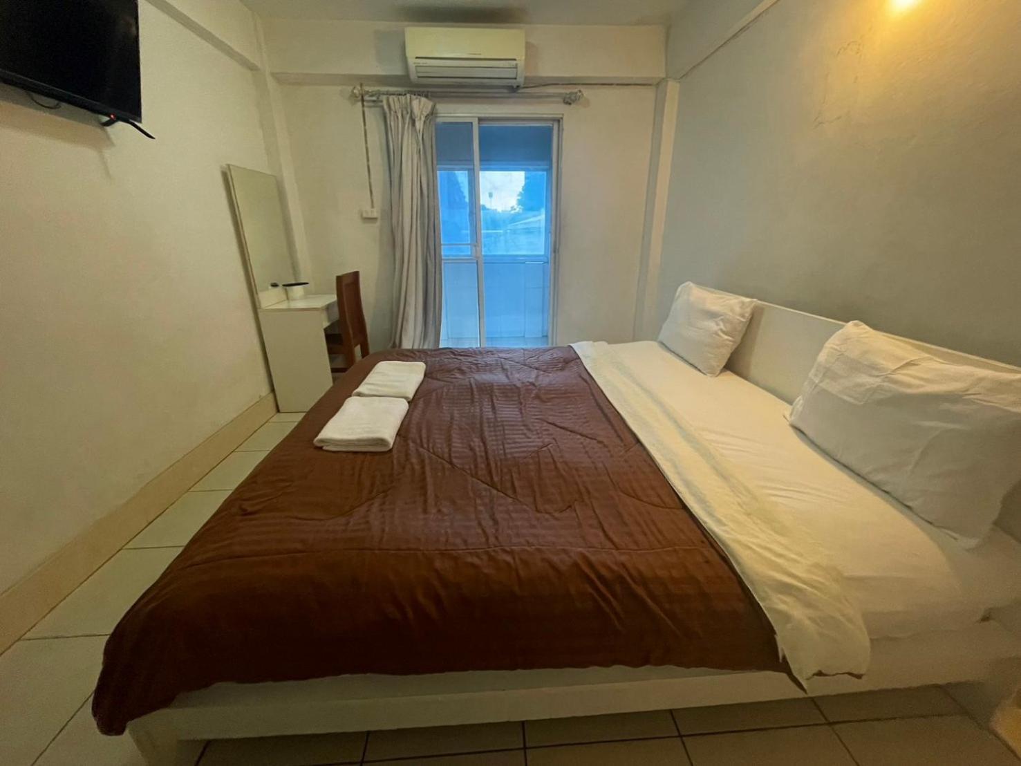 เพรสซิเดนท์ อพาร์ตเมนต์ Hotel Pattaya ภายนอก รูปภาพ