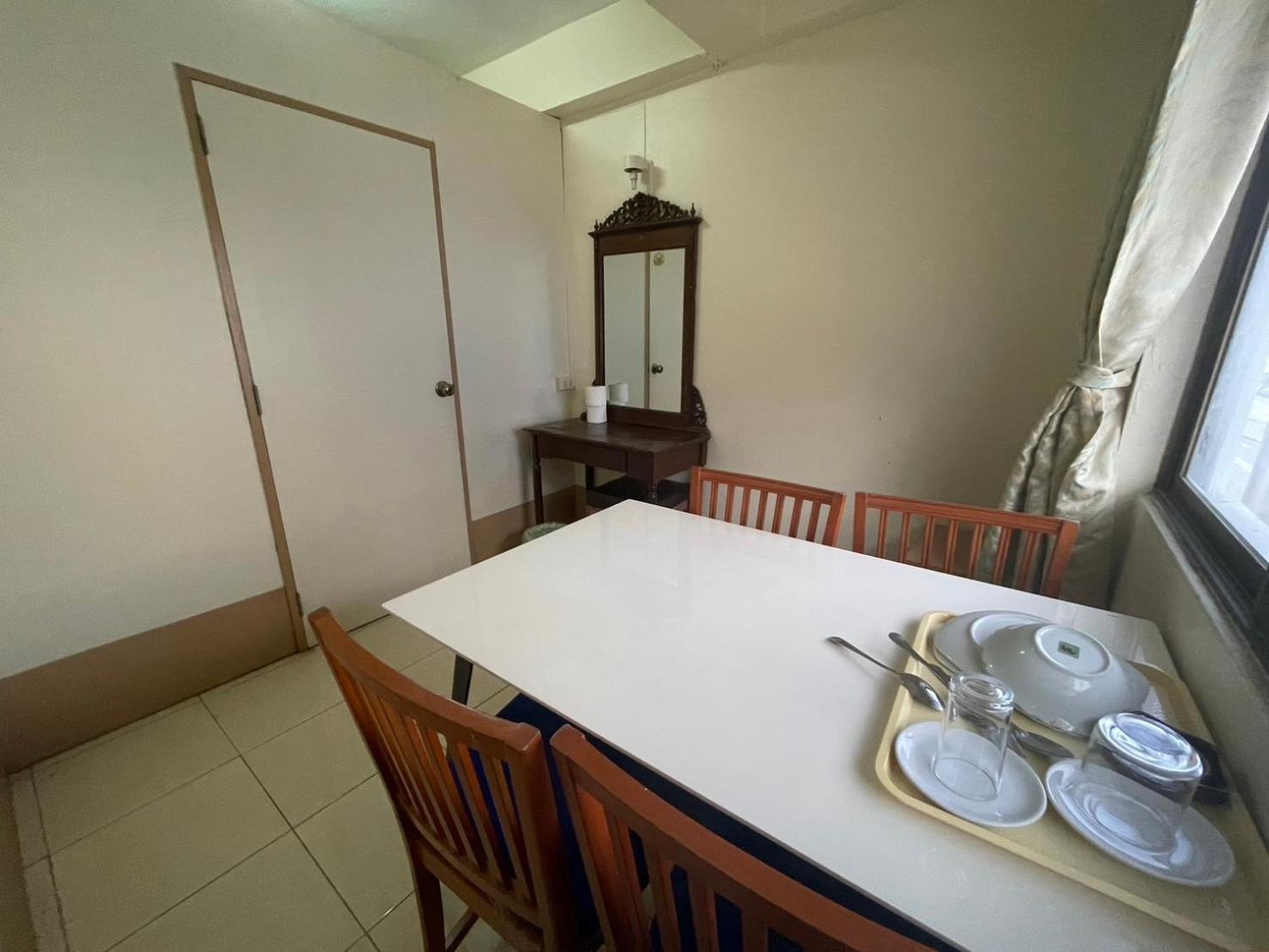 เพรสซิเดนท์ อพาร์ตเมนต์ Hotel Pattaya ภายนอก รูปภาพ
