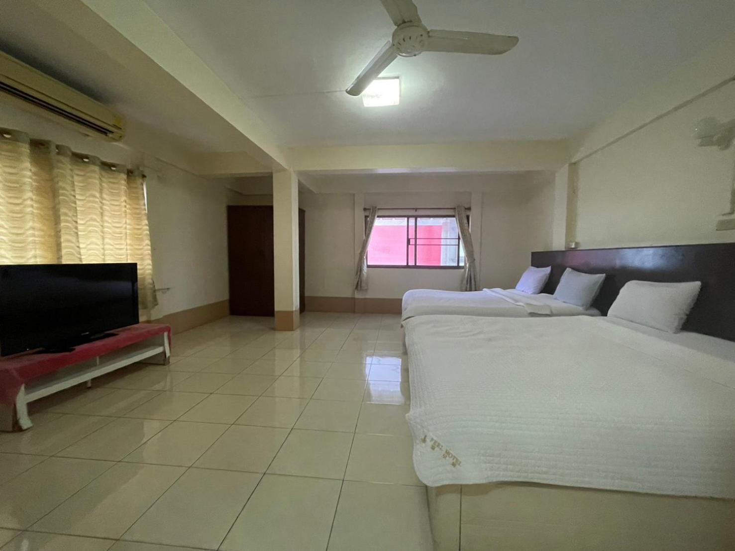 เพรสซิเดนท์ อพาร์ตเมนต์ Hotel Pattaya ภายนอก รูปภาพ
