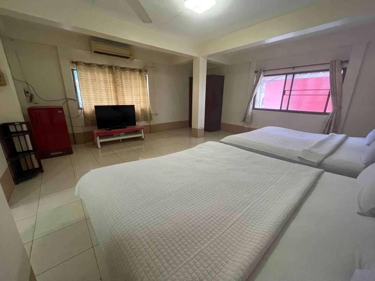 เพรสซิเดนท์ อพาร์ตเมนต์ Hotel Pattaya ภายนอก รูปภาพ