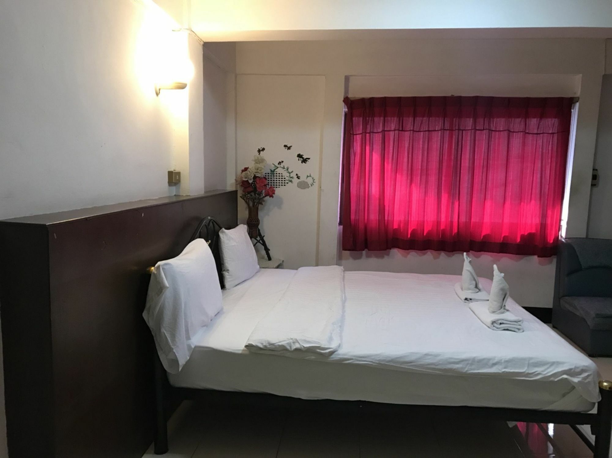 เพรสซิเดนท์ อพาร์ตเมนต์ Hotel Pattaya ภายนอก รูปภาพ